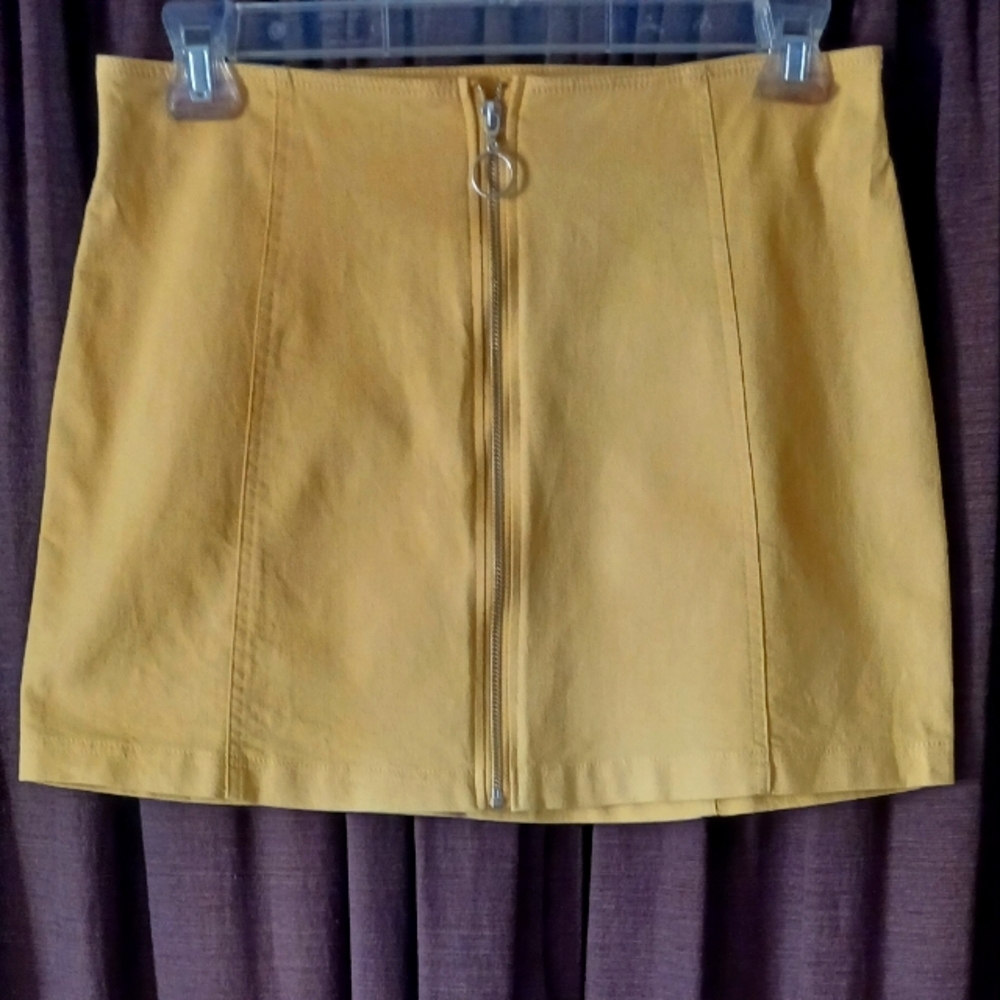 STELLA TWEED